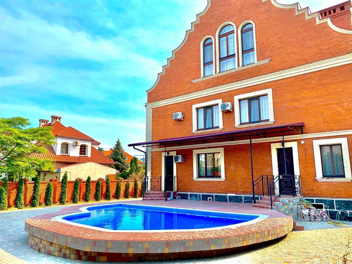 Villa Alfredo Odesa Exterior photo